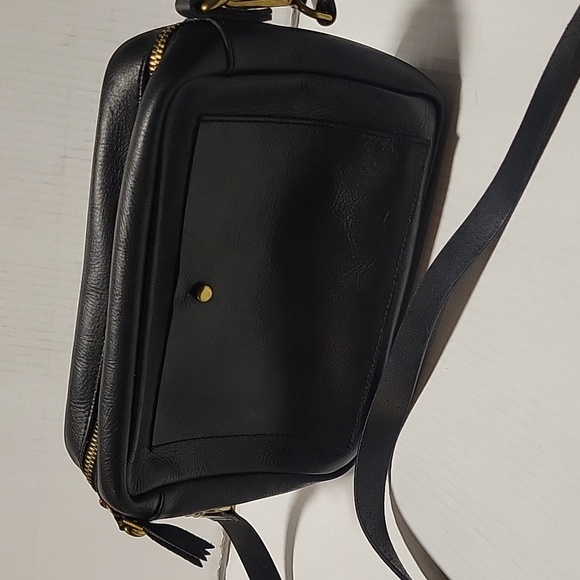 Madewell Transport Crossbody Bag and Madewell Post Wallet - Picture 16 of 16